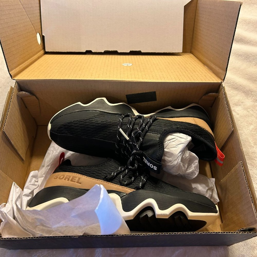 NEW Sorel Kinetic Impact II Lace Womens Shoes 8.5 Black/Sea Salt